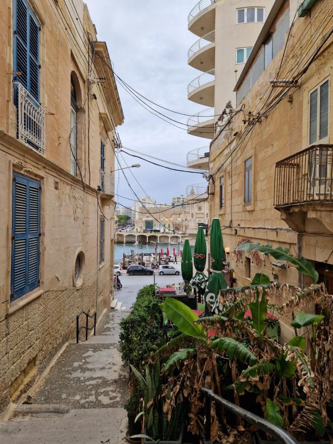 The Caves Apartments Сент Джулианс Экстерьер фото