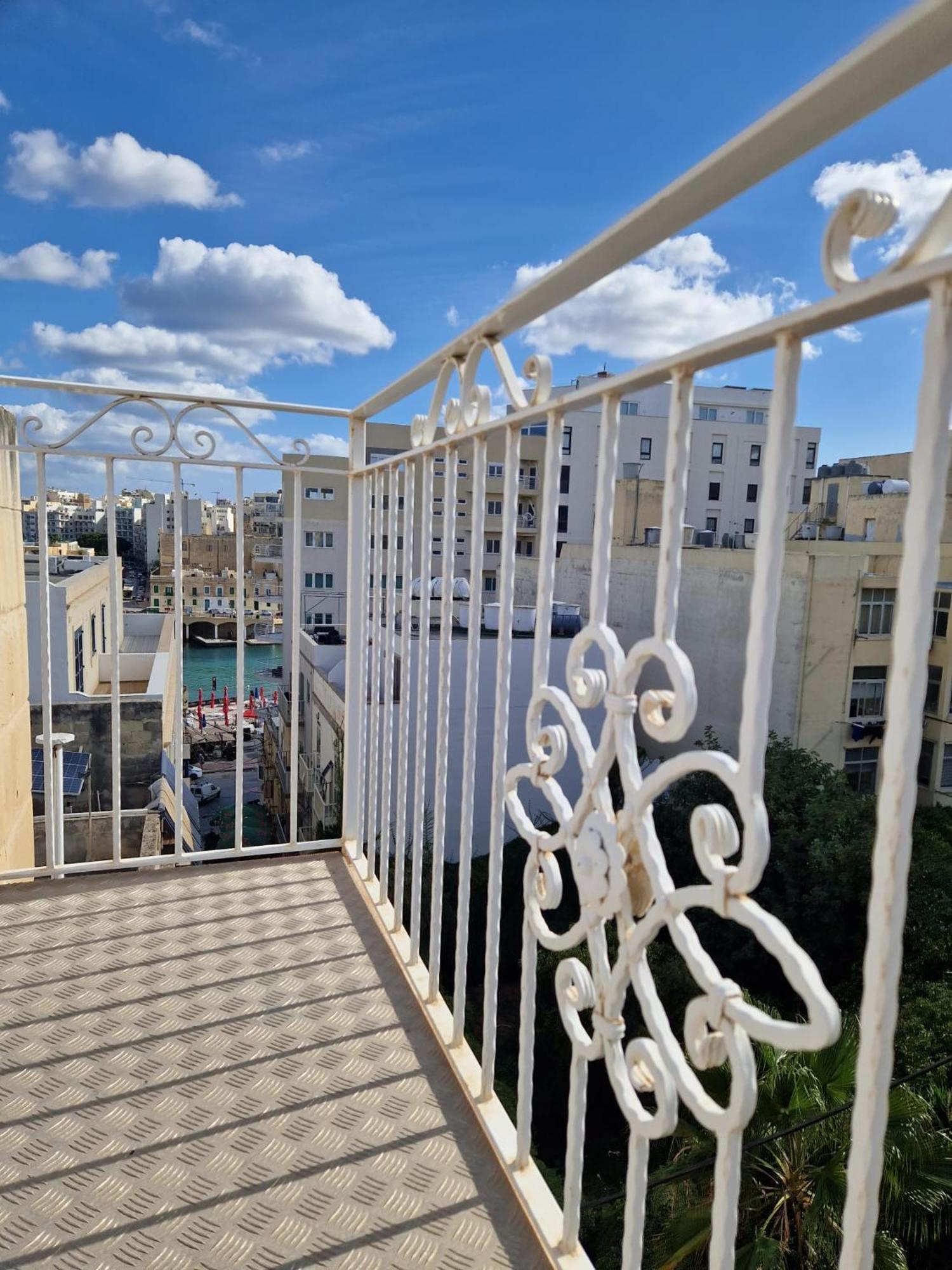 The Caves Apartments Сент Джулианс Экстерьер фото